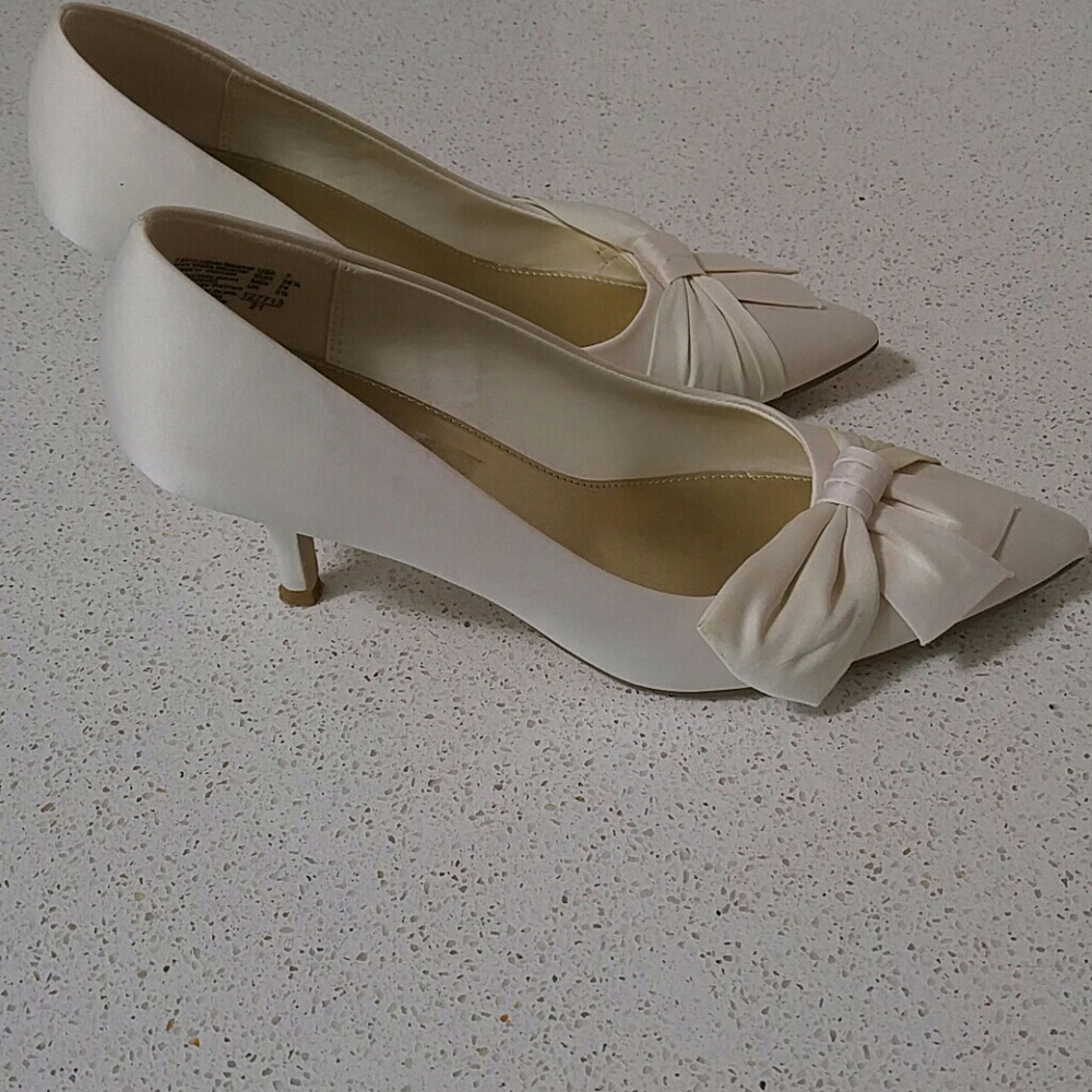 Heels, low